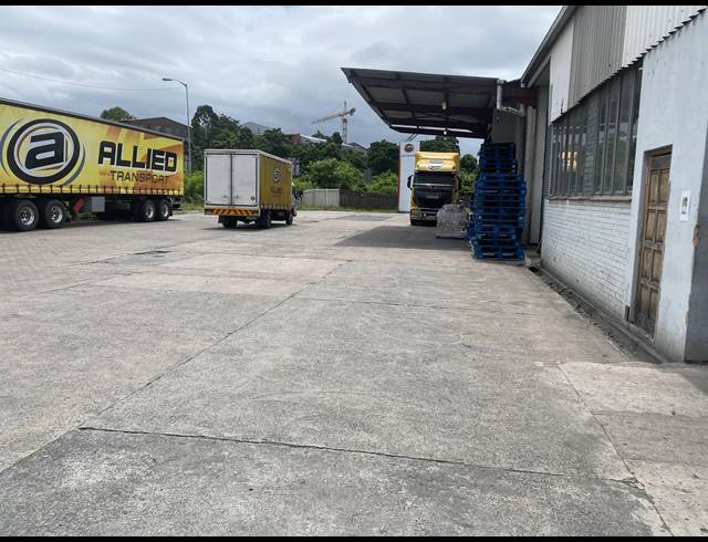 1,776M² FACTORY TO LET IN PINETOWN CENTRAL